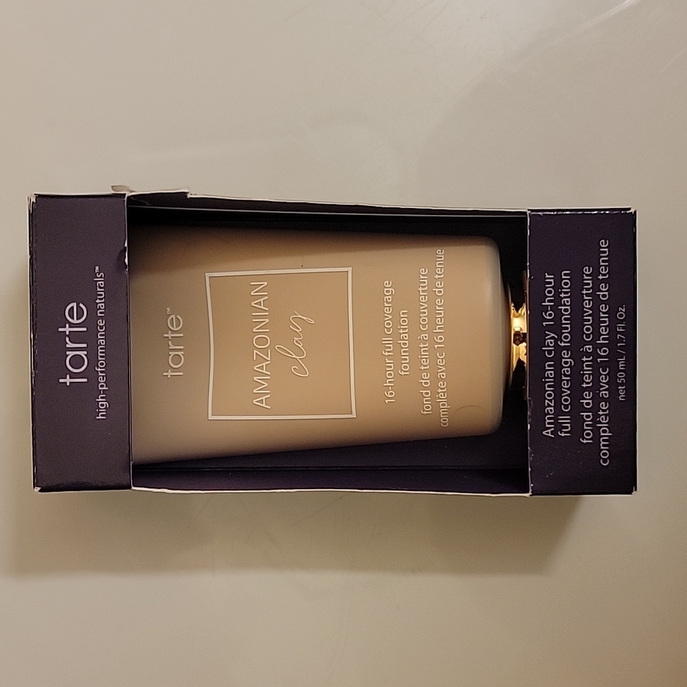 TARTE AMAZONIAN CLAY FOUNDATION